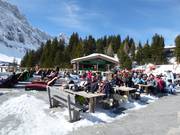 Engel & Bengel Bar an der Station Trübsee