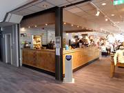 Sehr gepflegter Infoschalter im Hotel Kurbits an der Mittelstation