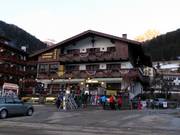 Après-Ski im Hotel Peter in Canazei