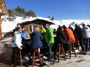 Après-Ski-Bar im Bergrestaurant Sareis