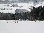 Die breite Piste an Skilift Greising