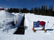 Big Sky Carpet Surface Lift 8 (Spanish Peaks 2) - Förderband
