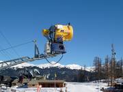 Schneekanone im Skigebiet