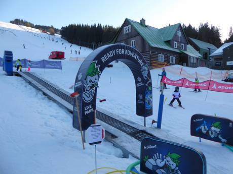 Familienskigebiete Riesengebirge (Krkonoše/Karkonosze) – Familien und Kinder Pec pod Sněžkou (Petzer)