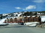 Die Trickle Creek Lodge direkt an der Talstation