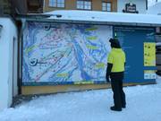 Informationstafel an der Talstation