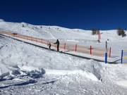 Öffentlich zugängliches Förderband an der Bergstation