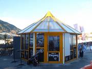 Schirmbar an der Talstation der Serlesbahnen