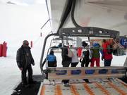 An den Sesselbahnen ist der Personal immer präsent