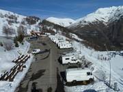 Wohnmobilparkplatz am Ortseingang