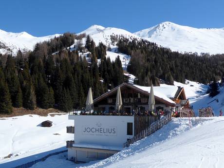 Tiroler Oberland: Unterkunftsangebot der Skigebiete – Unterkunftsangebot Nauders am Reschenpass – Bergkastel