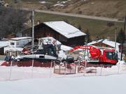 Mit Windenmaschinen zähmt man im Espace Diamant auch die Steilhänge