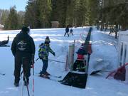 Kurzes Förderband im Ski center Malina