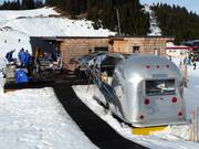 Jufenbeach Hütte & Foodtruck der Skischule element3