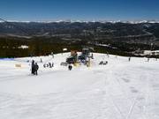 Horseshoe Bowl T-Bar - Schlepplift mit T-Bügel/Anker