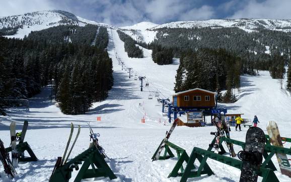 Höchstes Skigebiet in der Clark Range – Skigebiet Castle Mountain