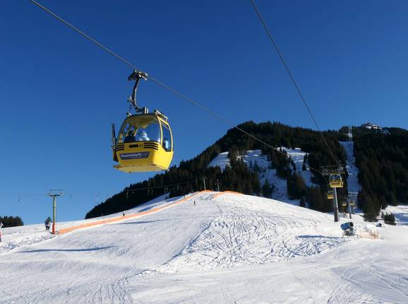 Vogelhornbahn (Neunerköpfle) - 8er Gondelbahn (Ein-Seil-Umlaufbahn)
