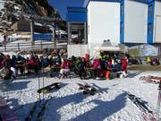 Die mobile Eiswürfel Bar an der Mittelstation Fernau