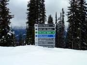 Pistenausschilderung im Revelstoke Mountain Resort