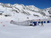 Förderband Gamsgarten 4 - Förderband/Zauberteppich mit Überdachung