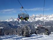 Gasselhöhebahn II - 6er Hochgeschwindigkeits-Sesselbahn (kuppelbar) mit Abdeckhauben und Sitzheizung