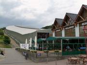 Blick auf die Skihalle