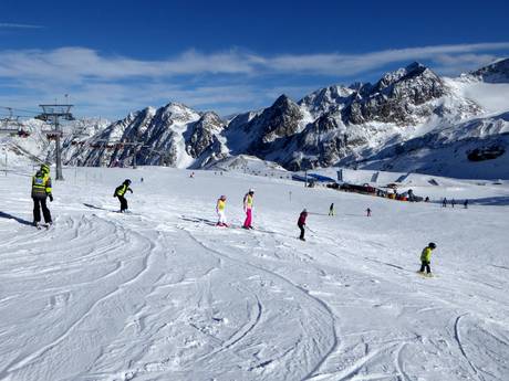 Skigebiete für Anfänger auf den 5 Tiroler Gletschern – Anfänger Stubaier Gletscher
