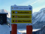 Pistenausschilderung im Skigebiet