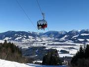 Weltcup-Express - 4er Hochgeschwindigkeits-Sesselbahn (kuppelbar) mit Abdeckhauben