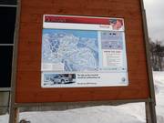 Pistentafel im Skigebiet