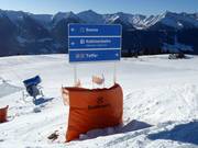 Pistenausschilderung im Skigebiet am Rosskopf