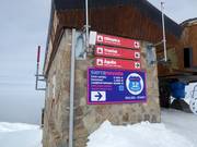 Pistenausschilderung im Skigebiet Sierra Nevada