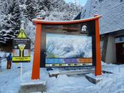 Pistenplan mit aktuellen Informationen an der Talstation