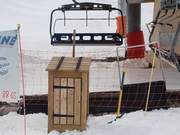 Mülleimer an einer Liftstation