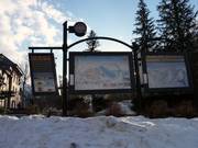 Informationstafel am Bahnhof von Chamonix