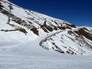 Leichter Ziehweg im Skigebiet
