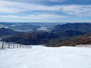 Piste Main Street mit Blick auf den Lake Wānaka