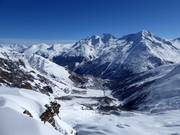 Blick von Längfluh auf Saas-Fee