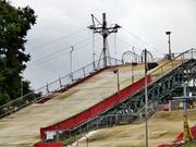 Seitenansicht der schwarzen Piste