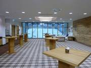 Tagungsraum mit Blick auf die Pisten