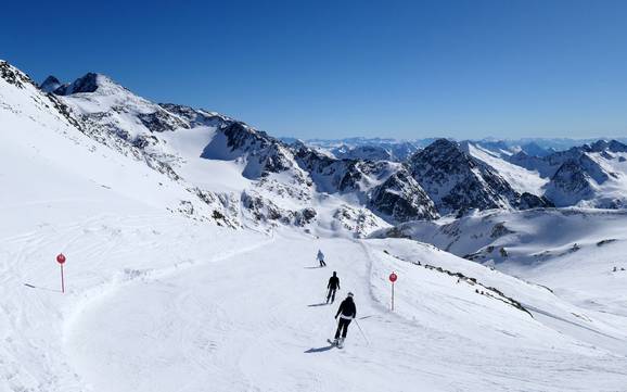 Skifahren auf den 5 Tiroler Gletschern
