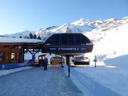 Tougnete II - 6er Hochgeschwindigkeits-Sesselbahn (kuppelbar) mit Abdeckhauben