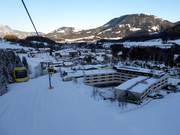 Blick auf die Unterkünfte in Fieberbrunn an der Talstation