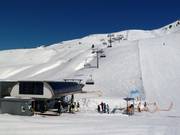 Sonnenjet Auenfeld - 6er Hochgeschwindigkeits-Sesselbahn (kuppelbar) mit Abdeckhauben und Sitzheizung