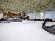 Leichte Übungspiste mit Förderband