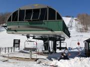 Sunny Spruce Quad - 4er Hochgeschwindigkeits-Sesselbahn (kuppelbar)