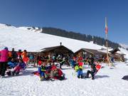 Lägerbar unterhalb des Männlichen