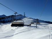 Family Express - 6er Hochgeschwindigkeits-Sesselbahn (kuppelbar) mit Abdeckhauben und Sitzheizung