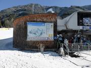 Informationstafel an der Talstation