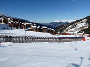 La Grotte - Förderband/Zauberteppich mit Überdachung